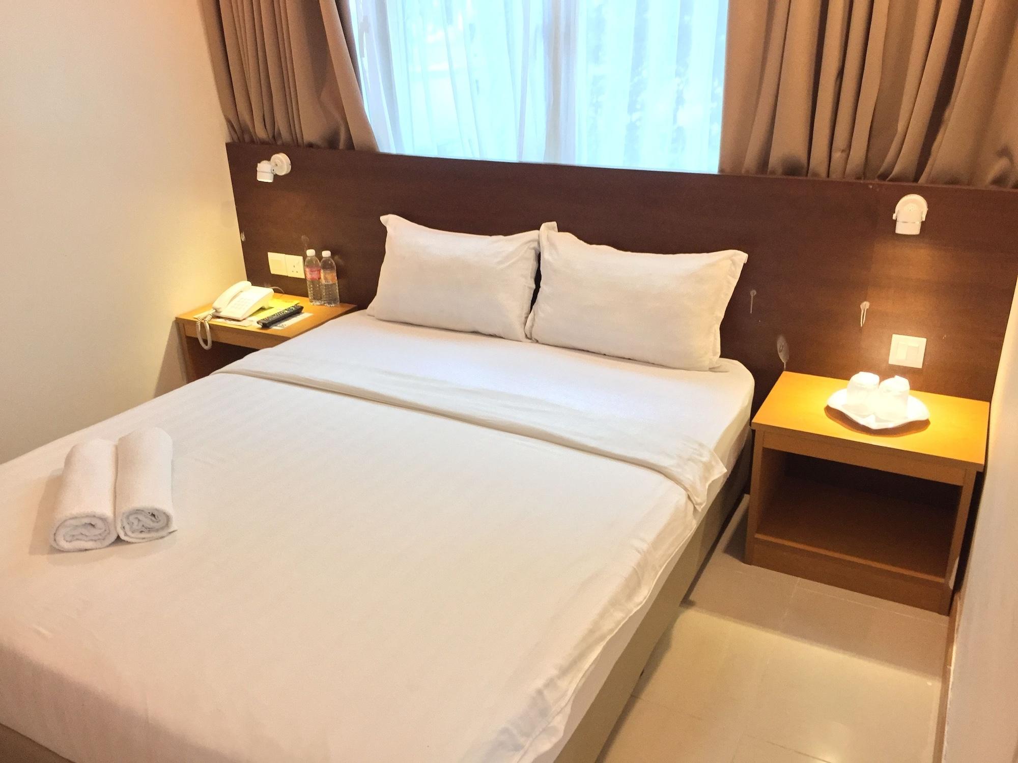 Hotel Asia Kuah Esterno foto