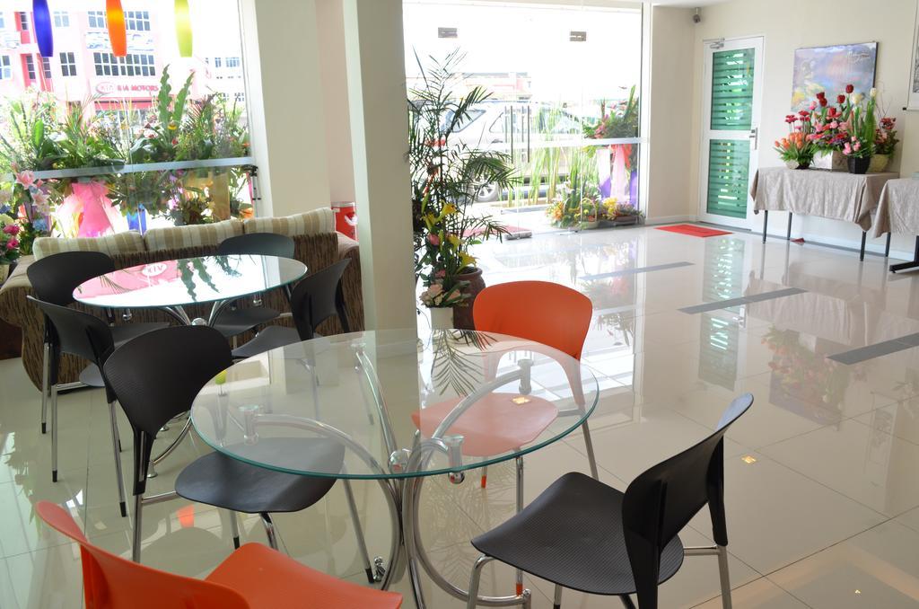 Hotel Asia Kuah Esterno foto